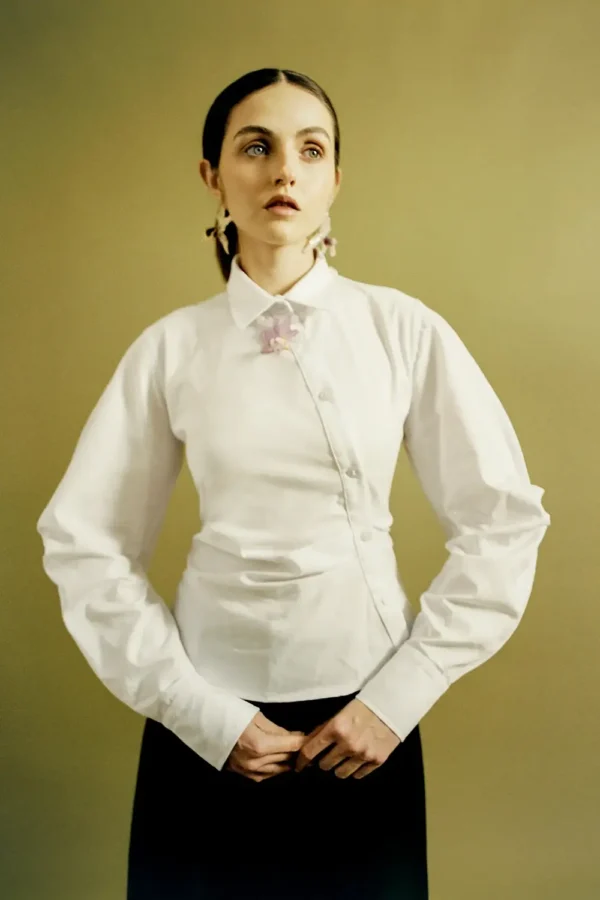 modelo en blusa blanca Ofeliajpg Blusa Ofelia