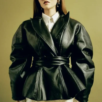 modelo en chaqueta kimono lady Kimono Lady